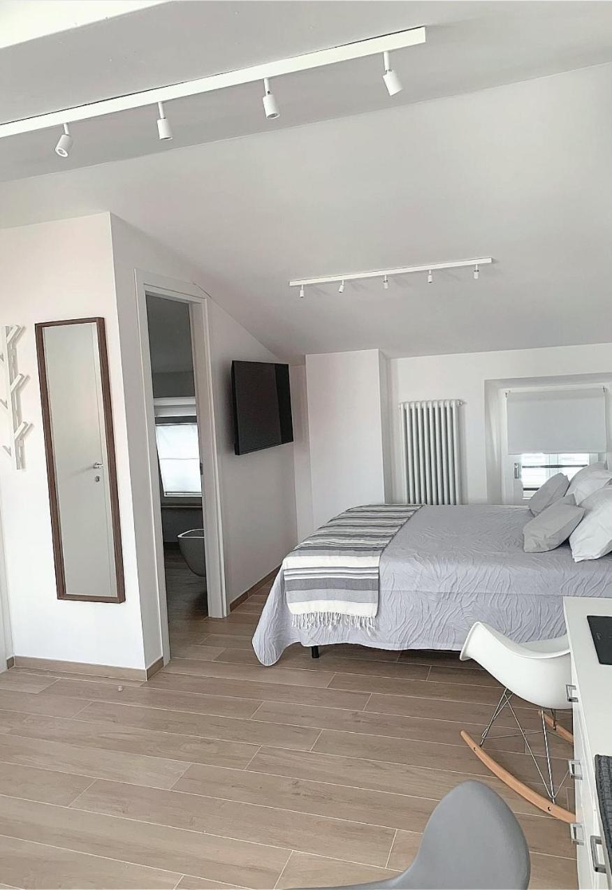 Vicolo 923 Hotel ซัน เบเนเดตโต เดล ตรอนโต ภายนอก รูปภาพ